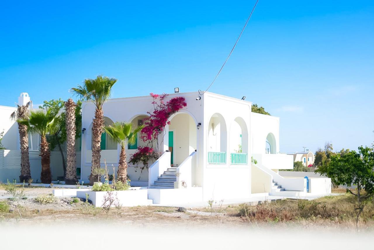 Kamari Beach Houses With Balcony And Garden Luaran gambar